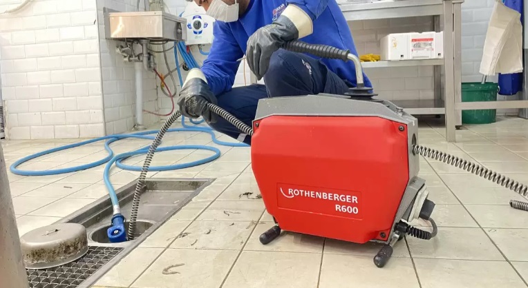 Üsküdar Tesisatci Gider Klozet Açma 